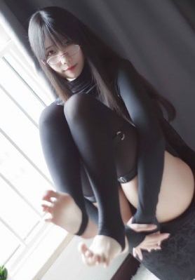 年轻漂亮女教师_720在线观看